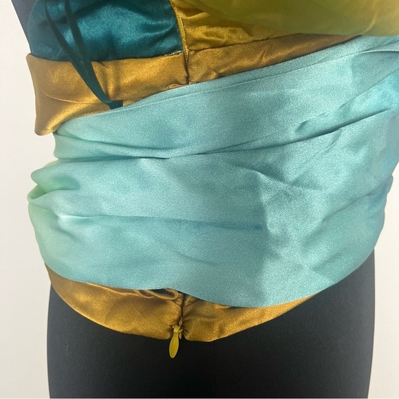 Banana republic Giana Silk Halter Top in Daybreak Ombre Blue size 8 - Picture 5 of 11